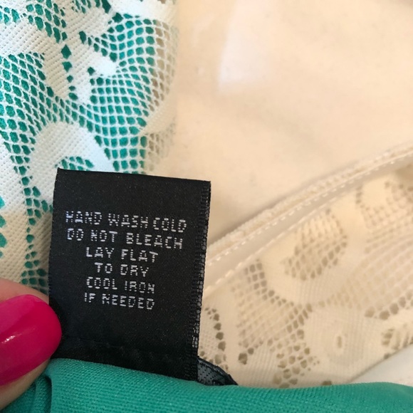 Wet Seal Lace Dress - Picture 4 of 4